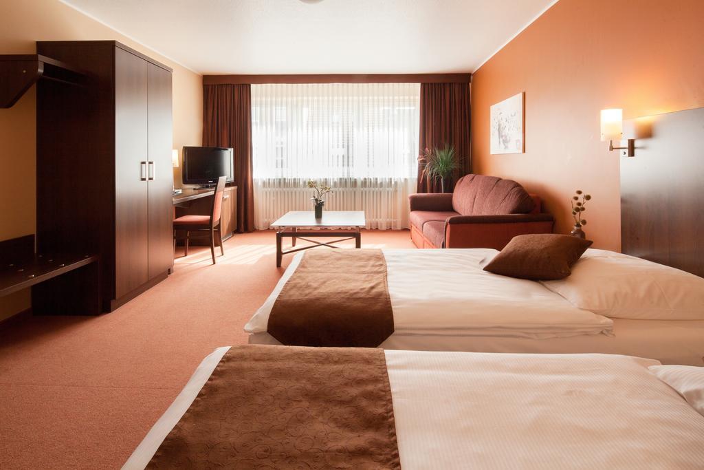 Hotel Mondial Langenfeld  Chambre photo